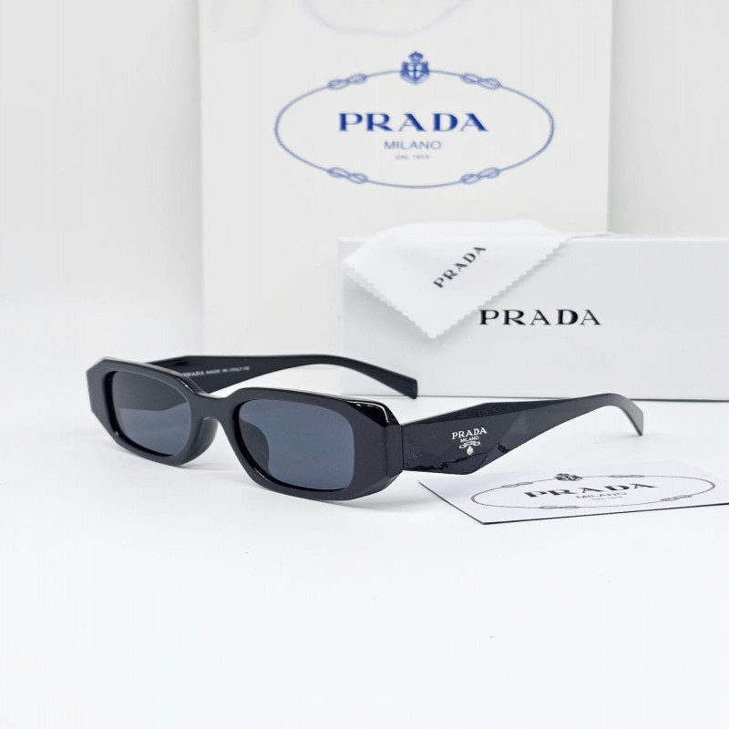 نظارات شمسية انيقة من ماركة برادا