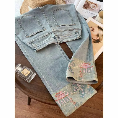 سراويل جينز نسائية بساق واسعة