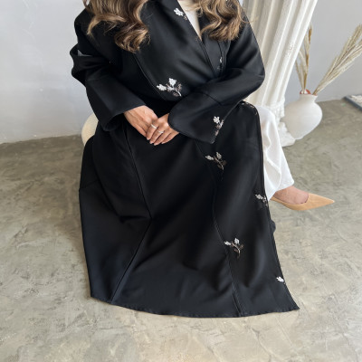 عباية وايت فلاورز