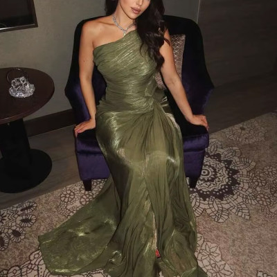 فستان سهرة نسائي بدون أكمام يبرز جمالك وأنوثتك 202...