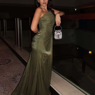 فستان سهرة نسائي بدون أكمام يبرز جمالك وأنوثتك 202...