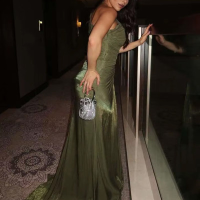 فستان سهرة نسائي بدون أكمام يبرز جمالك وأنوثتك 202...