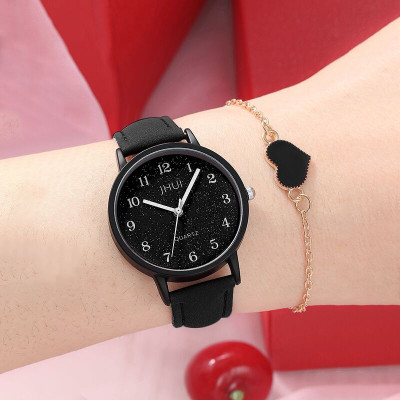 طقم نسائي ساعة كوارتز وأسورة جميلة