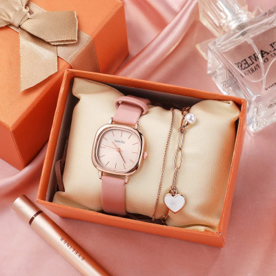 طقم كوارتز قطعتين ساعة على الطراز الكوري وسوار