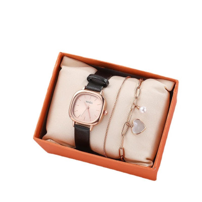 طقم كوارتز قطعتين ساعة على الطراز الكوري وسوار