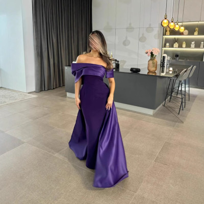 فستان سهرة نسائي مثير ولون مميز وجذاب بتصميم عصري...