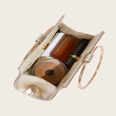 حقيبة يد نسائية بتصميم دايموند فاخر ومميز