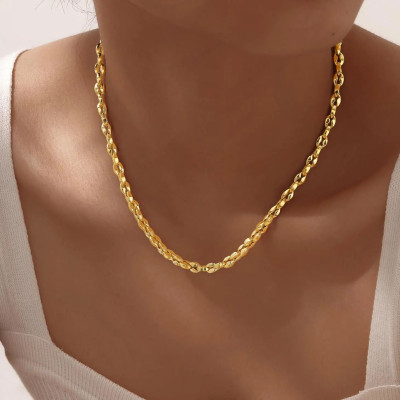 سلسال VLEIN تصميم ناعم يلامس الذوق، ولمعة تضيف لمس...