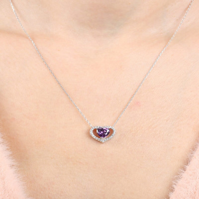 سلسال نسائي من الفضة بتصميم متفرد