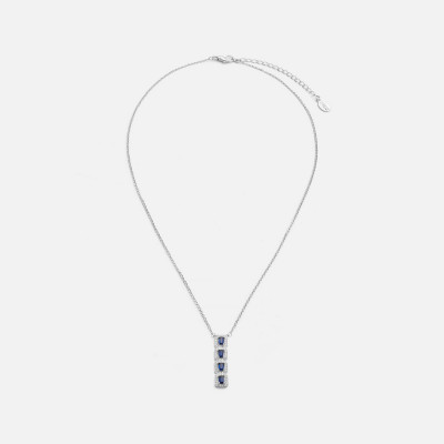 سلسلة نسائية بتصميم ملفت بلون فضي