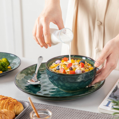 مجموعة أطباق السيراميك الخضراء