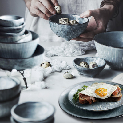 طقم عشاء من السيراميك