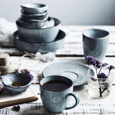 طقم عشاء من السيراميك