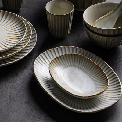 طبق بيضاوي من السيراميك كل حجم بسعر مختلف ومناسب