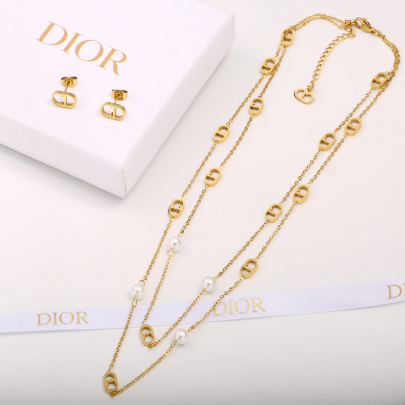 طقم حلق وسلسال من ماركة ديور Dior - ذهبي