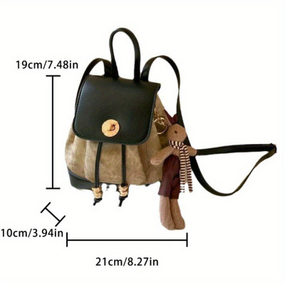 حقيبة نسائية صغيرة وأنيقة كاجوال مع دمية لطيفة