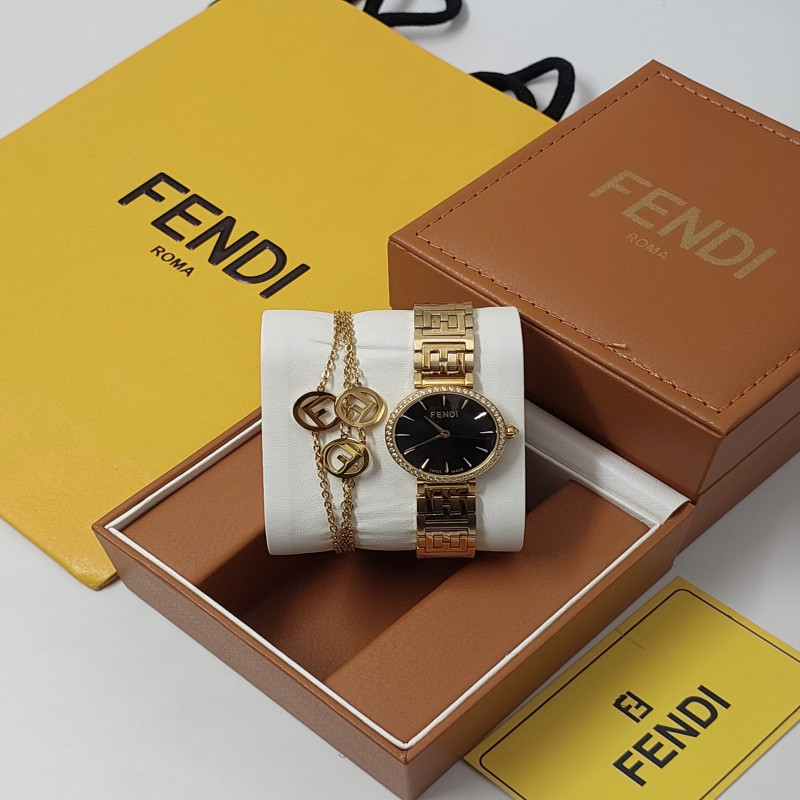 طقم ساعة و اسواره من ماركة فندي