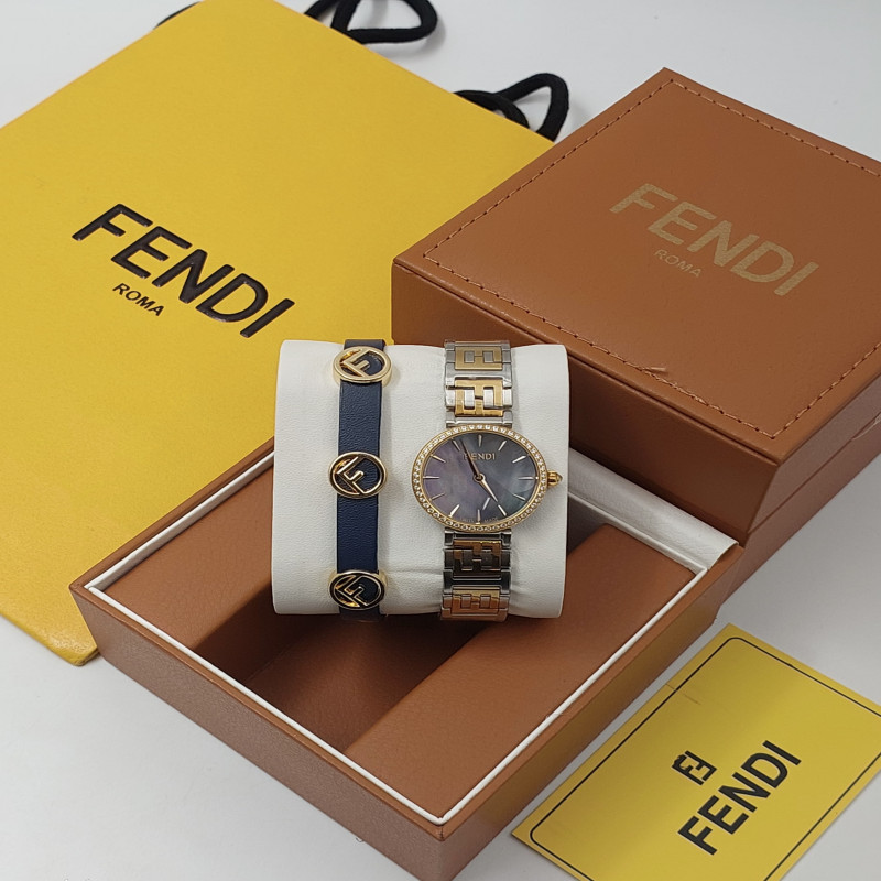 طقم ساعة و أسواره من ماركة فندي