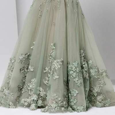 فساتين سهرة ربيعية 2025 شفافة برقبة قارب مزينة بال...