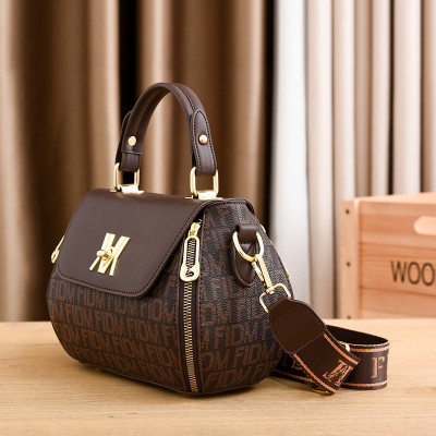 شنطة كروس جلد صناعي