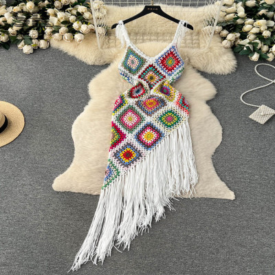 فستان طويل للنساء مزين بشراشيب من الفرد