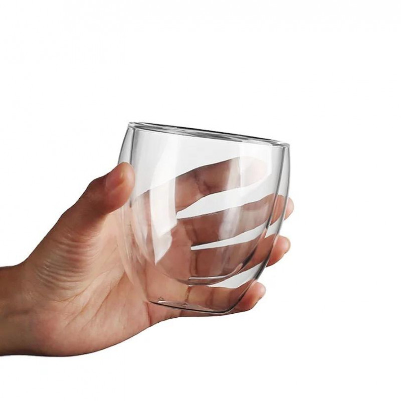 كوب زجاجي بغطاء خشبي