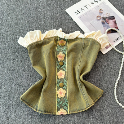 قمة محصول فطر رعاة البقر مثير للنساء