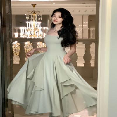 فساتين ميدي بيضاء مكشكشة فرنسية أنيقة موضة صيف 202...