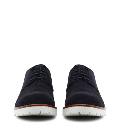 حذاء رجالي إيطالي بتصميم عصري