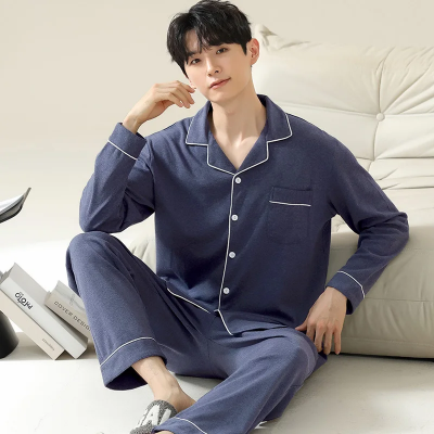 Long-sleeved men's pajama