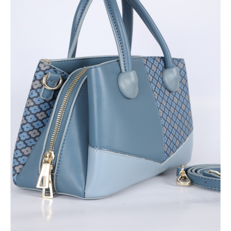 حقيبة يد نسائية عصرية بتصميم أنيق تحمل علي الكتف ذ...