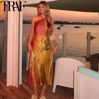 Traf - فستان نسائي ساتان متوسط الطول بتصميم مميز ل...