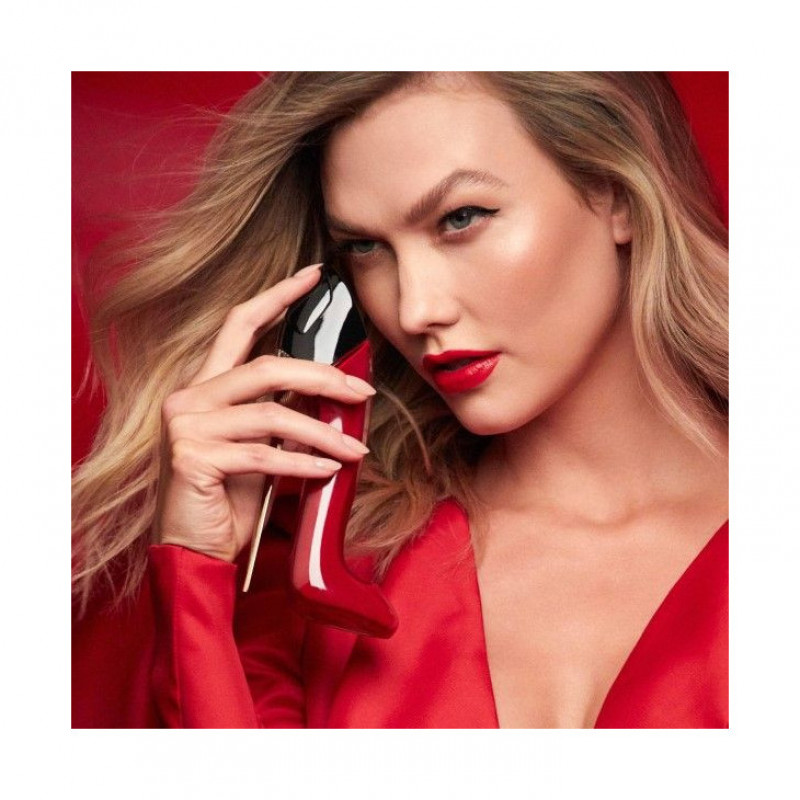 كارولينا هيريرا فيري جود جيرل ايتس سو جود تو بي با...