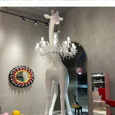 مصباح أرضي فني إبداعي حديث ، زخرفة نحت زرافة