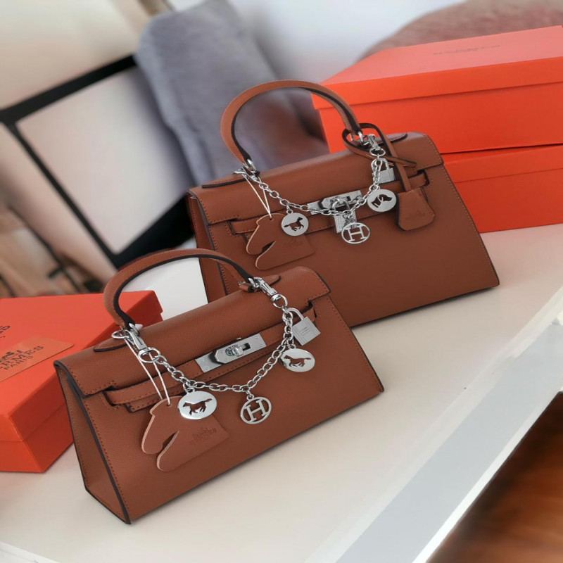 شنطة نسائية انيقة من ماركة هرمس Hermes