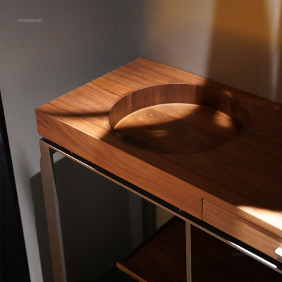 طاولات وحدة تحكم إيطالية من الخشب الصلب للقاعة ، ط...