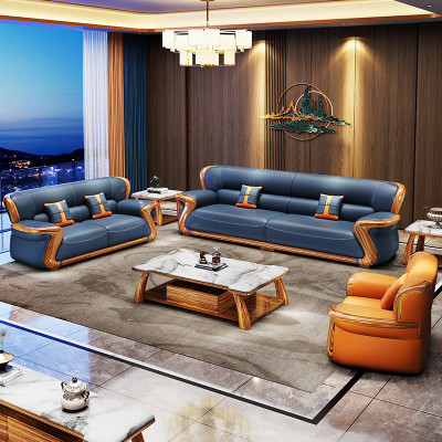 كرسي جلد بسيط شمالي ، أريكة غرفة معيشة ، أرضية كسو...