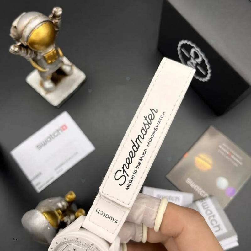 ساعة اوميغا سواتش - MISSION TO THE MOONPHASE