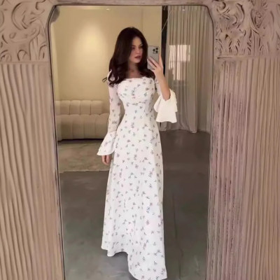 فستان نسائي ناعم وأنيق لإطلالة عفوية ساحرة وجذابة