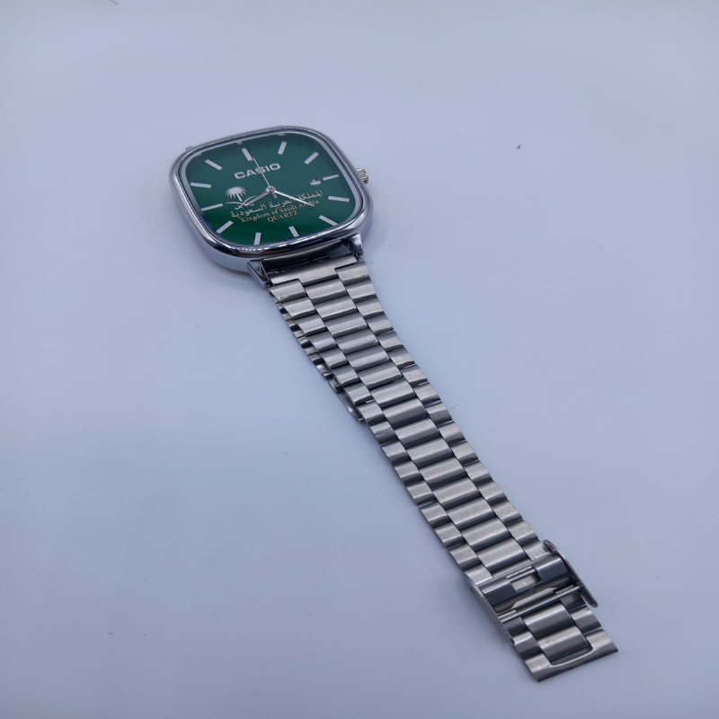 ساعة اليوم الوطني 940001