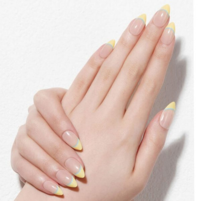 يلومنت من داشين ديفا