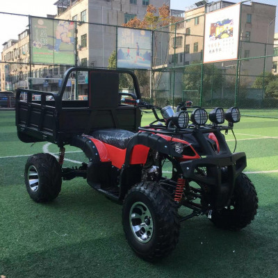 جرار زراعي على الطرق الوعرة ، عربة شاطئ كبيرة ، جم...