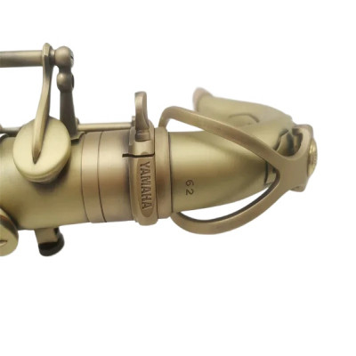 ساكسفون تينور عتيق مع حافظة ، نحاسي عتيق ، مسطح ب...