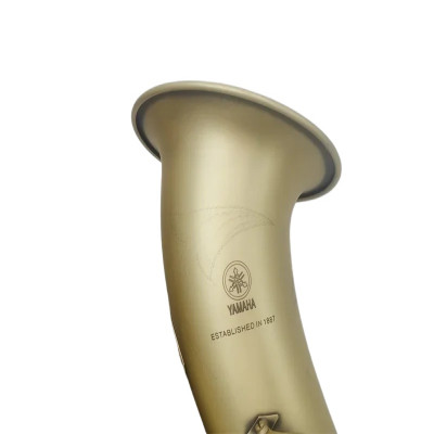 ساكسفون تينور عتيق مع حافظة ، نحاسي عتيق ، مسطح ب...