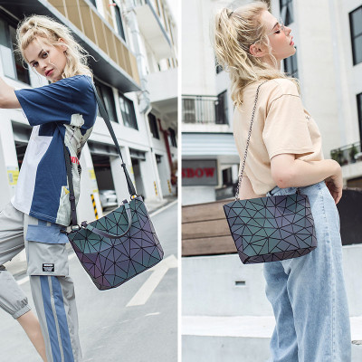 حقيبة نسائية هندسية ماسية تشوه حمل حقيبة كتف غير م...