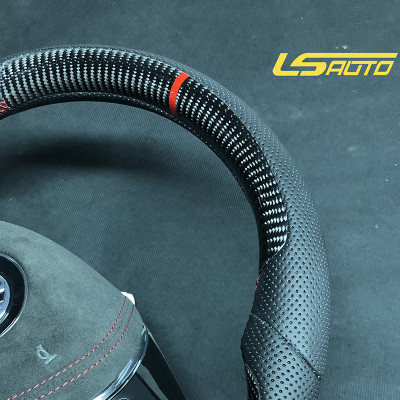 عجلة القيادة الكربونية الحقيقية لسيارات فولكس فاجن...