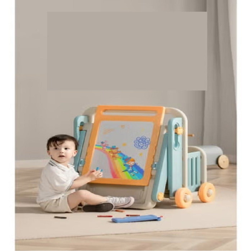 طاولة بتصميم سيارة مع لوحة رسم وكرسي