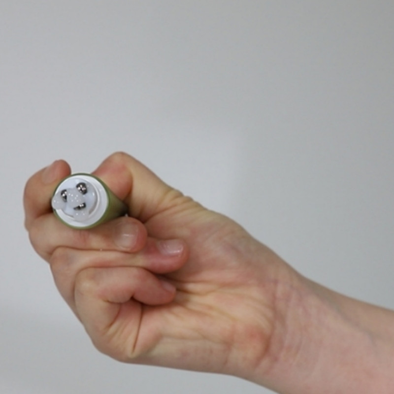 فارم ستاي رول سيروم للمنطقة تحت العينين بالصبار 25...