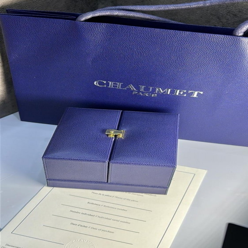 سلسال نسائي أنيق من ماركة شوميه CHAUMET
