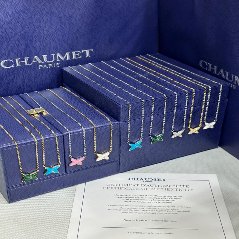 سلسال نسائي أنيق من ماركة شوميه CHAUMET